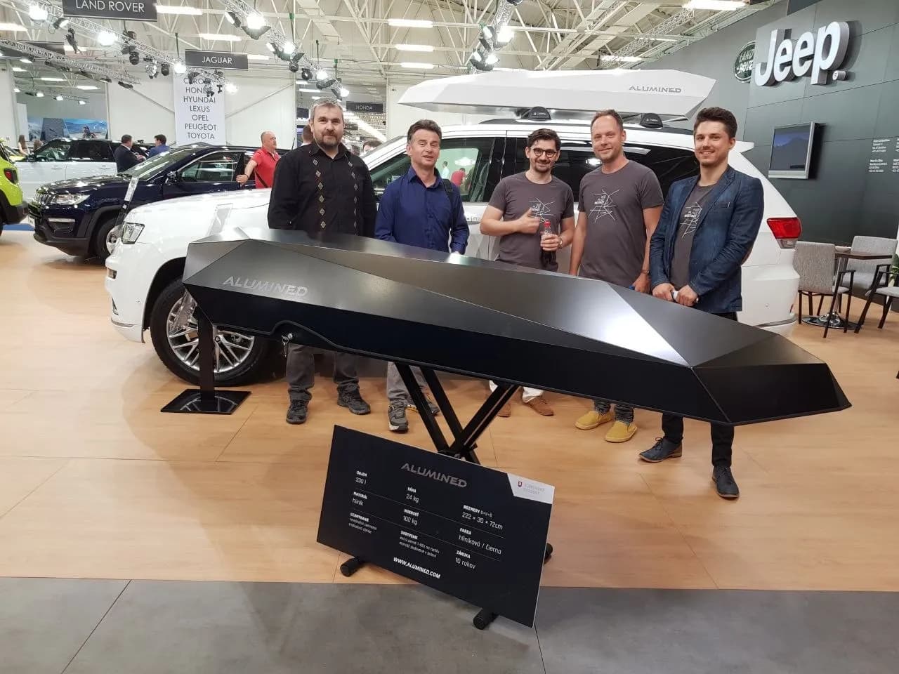 Alumined team at auto show