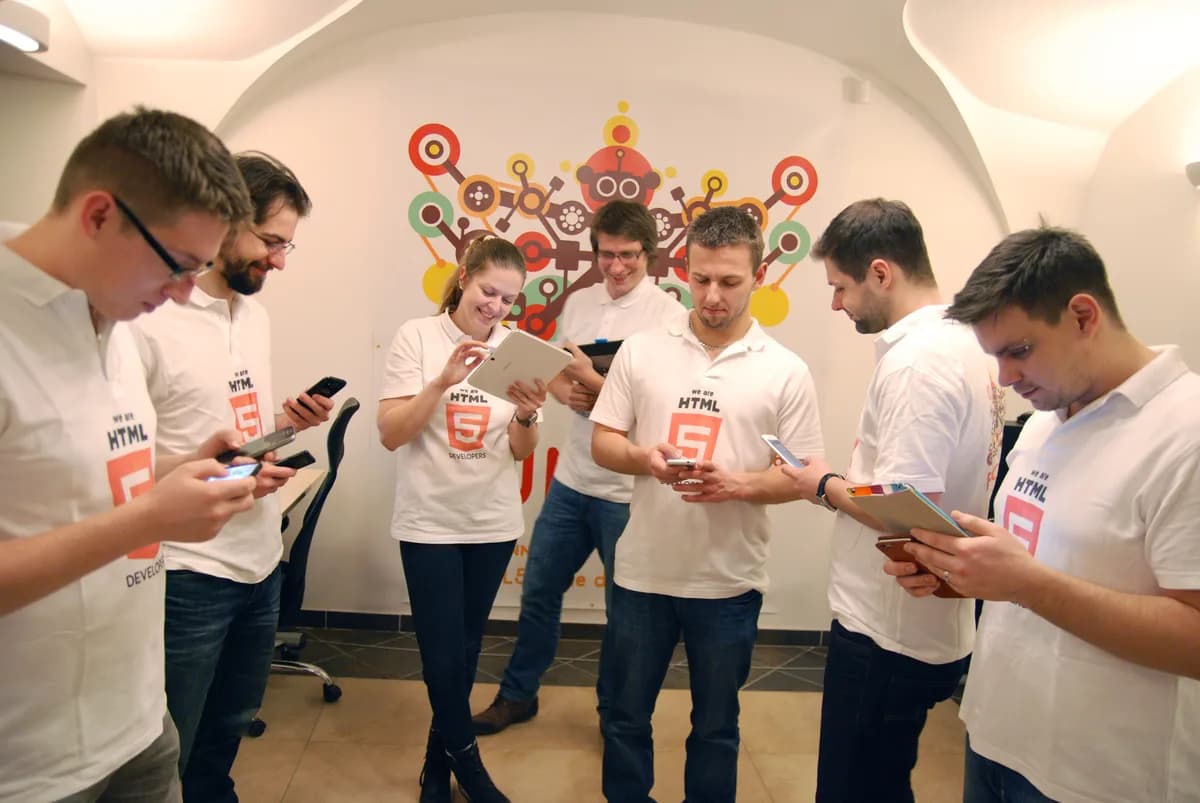 FUNCTU team with devices