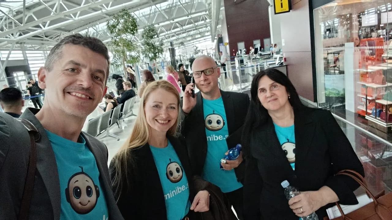 Minibe team at airport