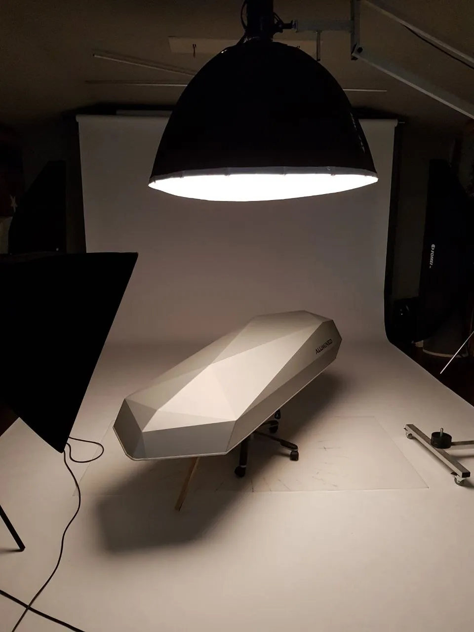Alumined in photo studio